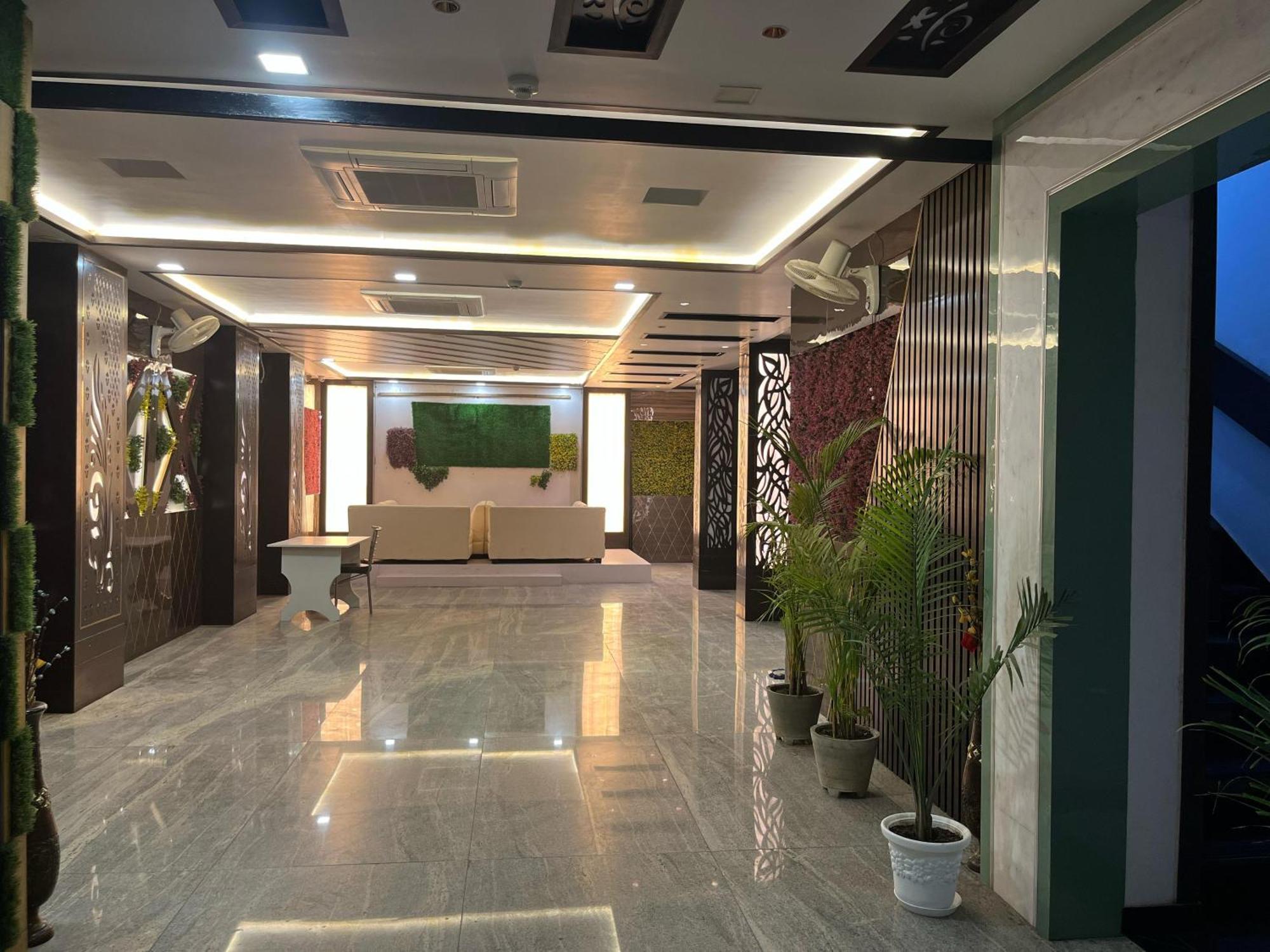 Hotel Mayur Palace Агра Екстер'єр фото